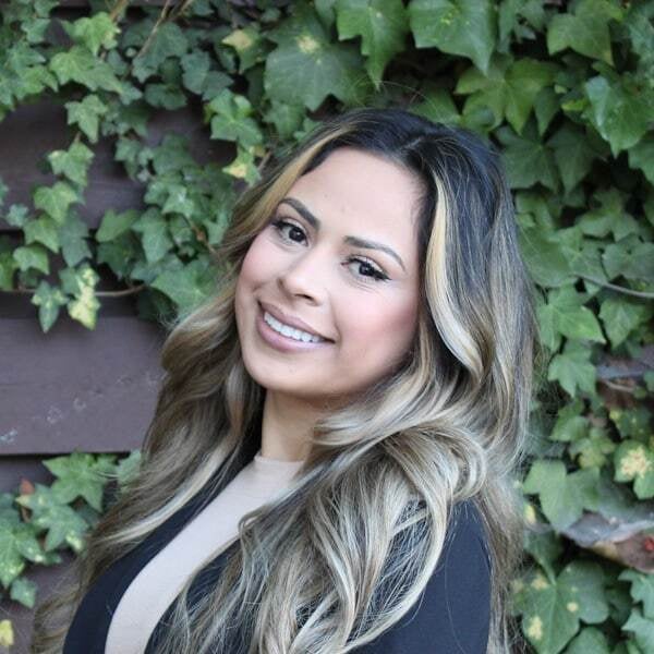 Elsie-Alvarado-Headshot